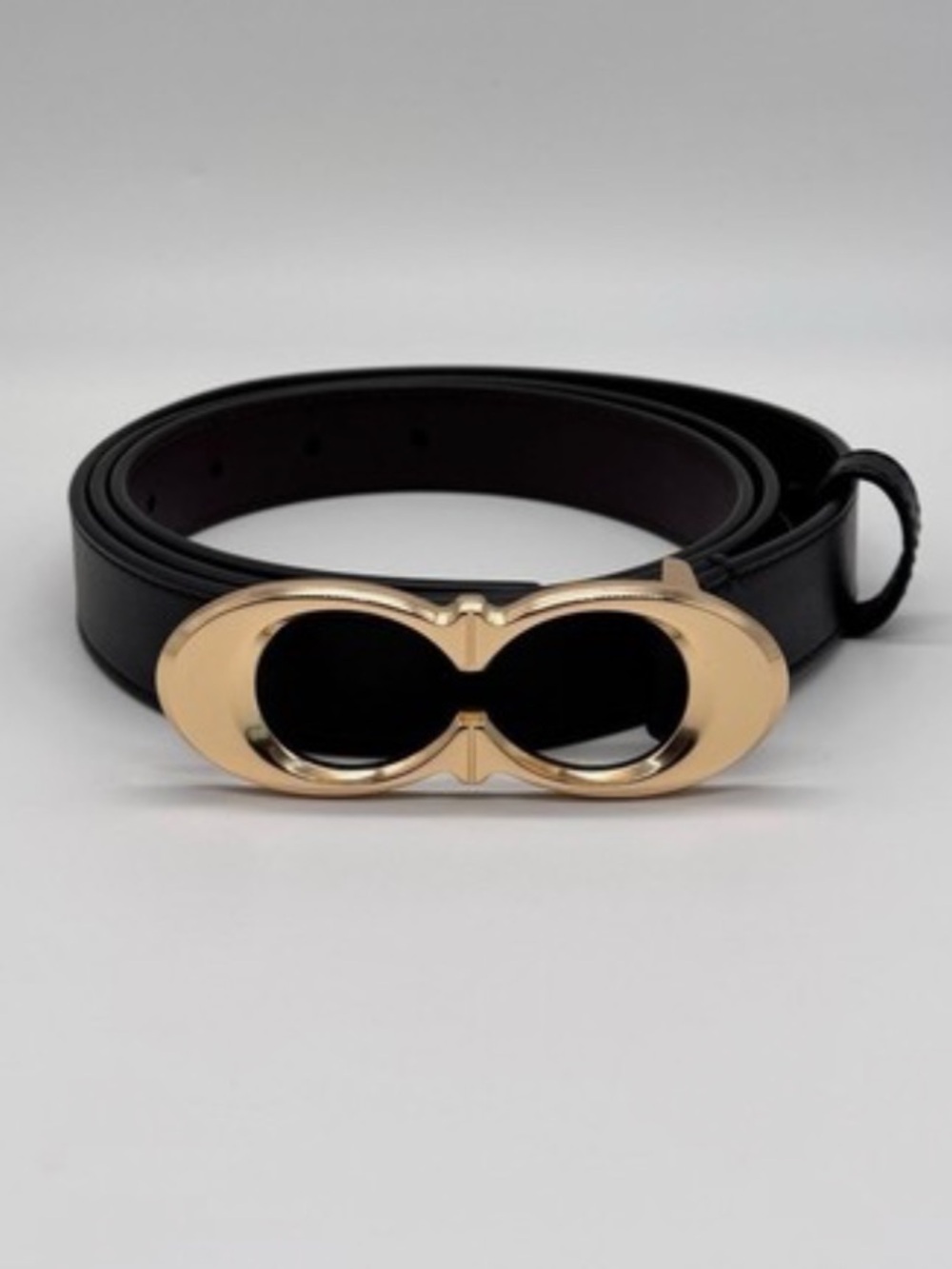 Coach Black Leather Women's Belt with Gold Double-O Buckle